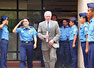 Visita sorpresiva del Embajador Callahan a Jefa Policial