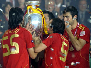 España ganó a Alemania en Eurocopa 2008