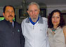 Publican fotos de Ortega con Castro