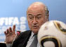 Blatter: se podría ver repetición en dudas por goles