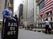 Miedo a recesión en EE.UU. hace descender acciones en Wall Street