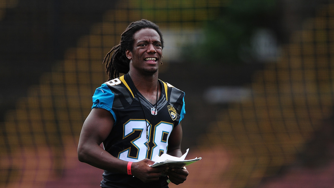 Buscan al exjugador de la NFL Sergio Brown tras el hallazgo de su madre muerta Buscan al exjugador de la NFL Sergio Brown tras el hallazgo de su madre muerta