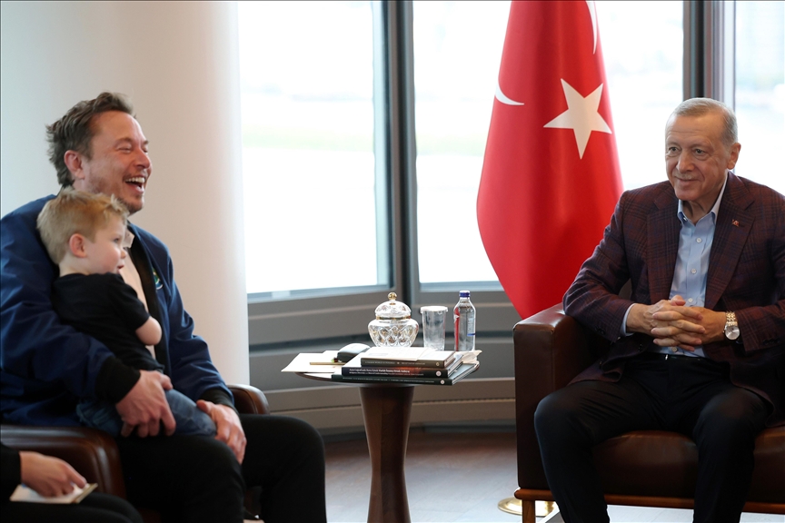 Erdogan pide a Elon Musk instalar una fábrica de Tesla en Turquía Erdogan pide a Elon Musk instalar una fábrica de Tesla en Turquía