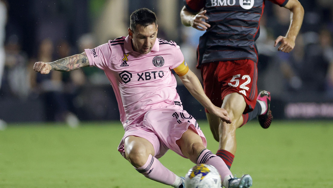 Messi sale lesionado a los 37 minutos del primer tiempo y enciende las alarmas en el Inter de Miami Messi sale lesionado a los 37 minutos del primer tiempo y enciende las alarmas en el Inter de Miami