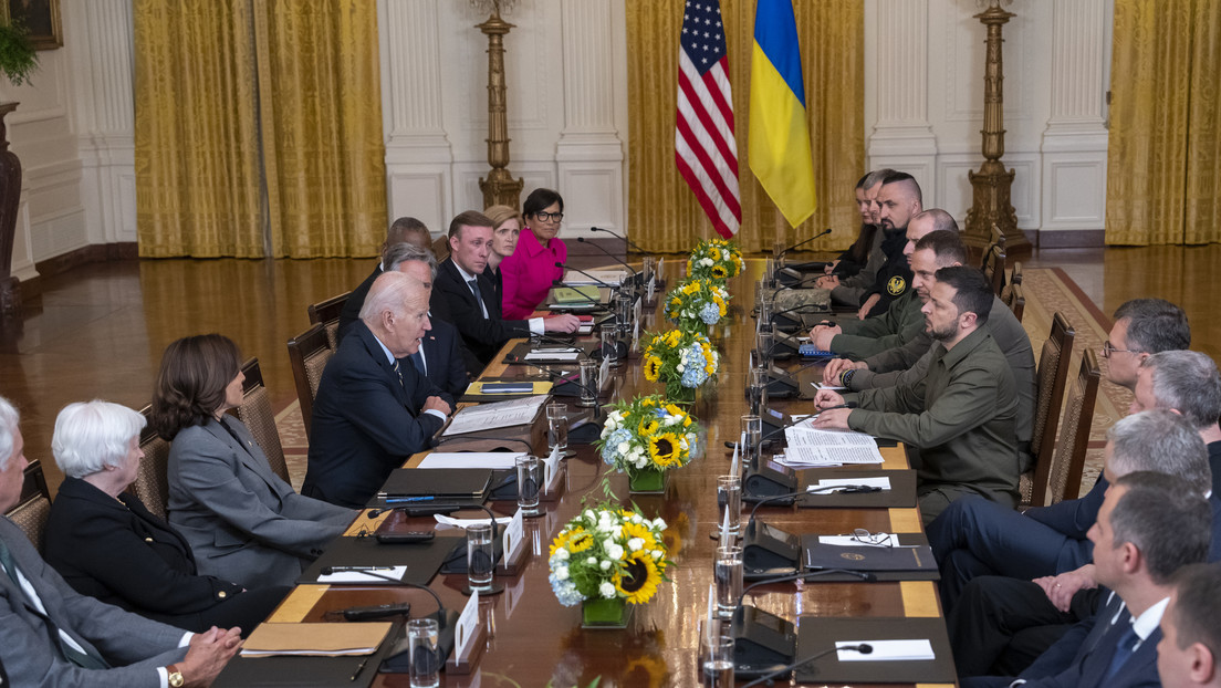 Ucrania y EE.UU. acuerdan la producción conjunta de armas, anuncia Zelenski Ucrania y EE.UU. acuerdan la producción conjunta de armas, anuncia Zelenski