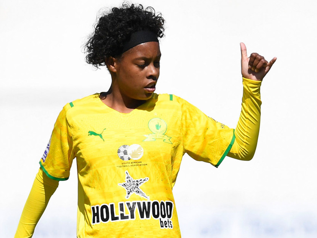 Una futbolista sudafricana se hace viral por parecerse a Ronaldinho y los hinchas piden una prueba de ADN Una futbolista sudafricana se hace viral por parecerse a Ronaldinho y los hinchas piden una prueba de ADN