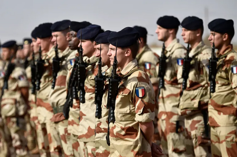 Al Jazeera: Francia pone la fecha al inicio de la retirada de sus tropas de Níger