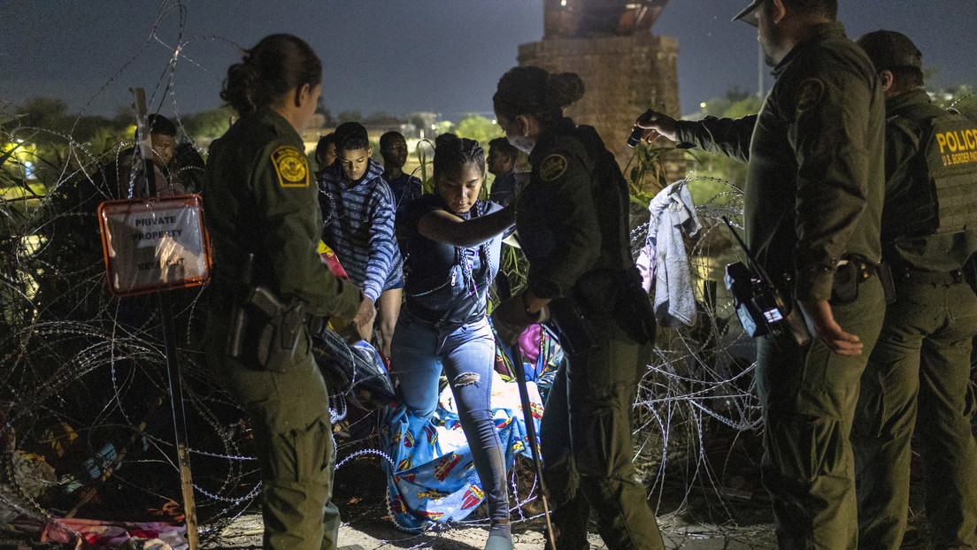 EE.UU. emite "excepción de emergencia" para repatriar a venezolanos por vía aérea EE.UU. emite "excepción de emergencia" para repatriar a venezolanos por vía aérea