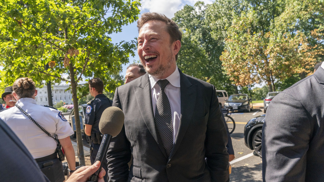 "Hay muchos tontos por ahí": Musk critica a quienes piden más ayuda militar para Kiev "Hay muchos tontos por ahí": Musk critica a quienes piden más ayuda militar para Kiev