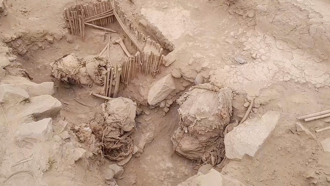 Descubren un grupo de momias de más de 1.000 años de antigüedad en Perú Descubren un grupo de momias de más de 1.000 años de antigüedad en Perú