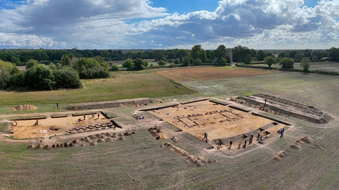 FOTOS: Descubren las ruinas de un posible templo precristiano de hace 1.400 años en Inglaterra