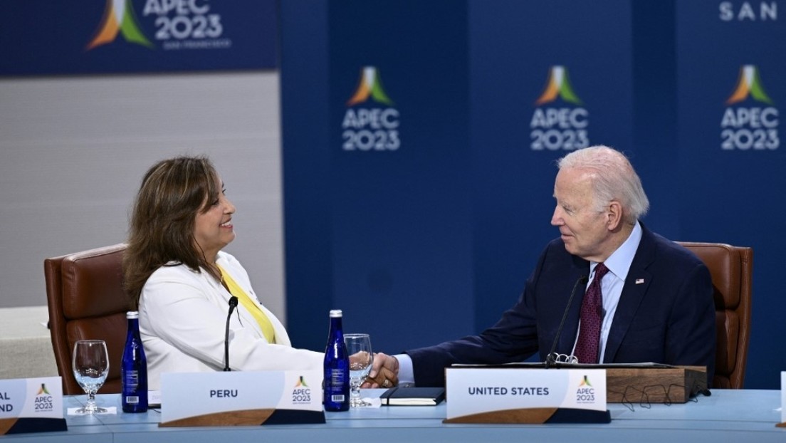 Perú recibe la presidencia de la APEC Perú recibe la presidencia de la APEC