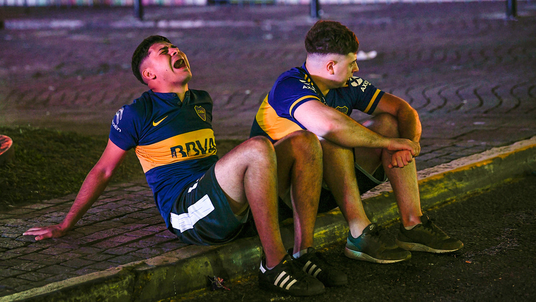 Un policía hincha de Boca Juniors se suicida tras la derrota en la final de la Copa Libertadores Un policía hincha de Boca Juniors se suicida tras la derrota en la final de la Copa Libertadores